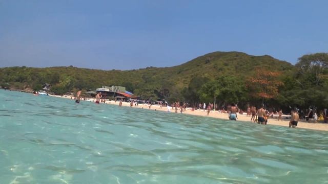 Ко Лан пляжи. Тьен бич Tien Beach Koh Larn самый тенистый пляж.Тайланд, Паттайя.  Когда Жара