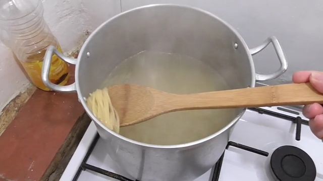 Простое и вкусное блюдо, Спагетти а ля Маринера (с морепродуктами).