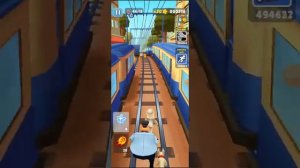 Играем в пол это лава в Subway Surf.