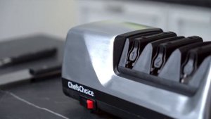 Электрическая точилка для ножей Chefs Choice                                  https://goo.su/xL8TH