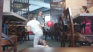 танец клоунов смешно до слёз???