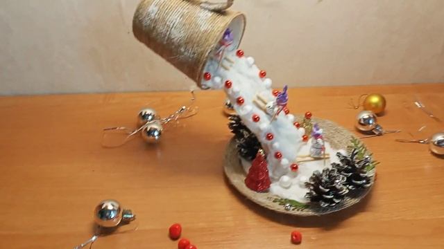 Зимняя поделка "Нашествие снеговиков". смотреть онлайн