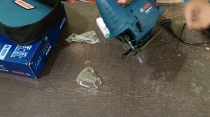 How to Change Bosch GST 700 Jig Saw Blade | Jig Saw Blade Replacement | Jig Saw Blade Change