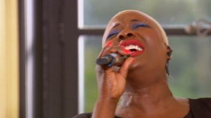 Preview: Jennifer Phillips belts out 1D’s Drag Me Down | Judges’ Houses | The X Factor 2015