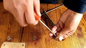 Простое и дешевое приспособление для заточки ножей с регулировкой угла заточки