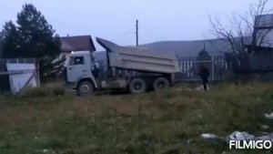 Снег, Теплица, дорожка из щебня.