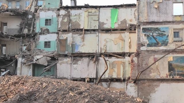 Снос пятиэтажки по реновации в Красносельском р-не ЦАО на Русаковской 2/1, риэлтор Татьяна Мамонтов