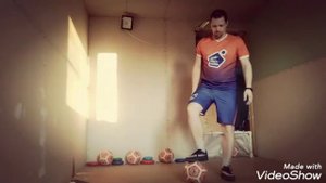 Как красиво отдать пас пяткой!