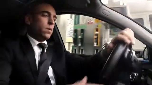 Что можно пропустить, если читать газету? смотреть онлайн