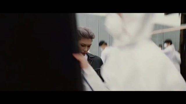 Stray Kids/ felix Cooking like a chef/ 15 minutes loop/ God's menu смотреть онлайн