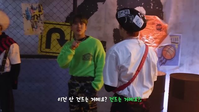 [Русская озвучка by Ayka] Stray Kids - Съёмки клипа "MANIAC"