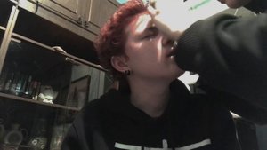 прокалываем бровь в домашних условиях (много мата и крови)