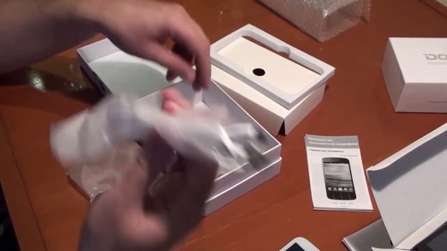 Распаковка трех дешевых и интересных китайских телефонов