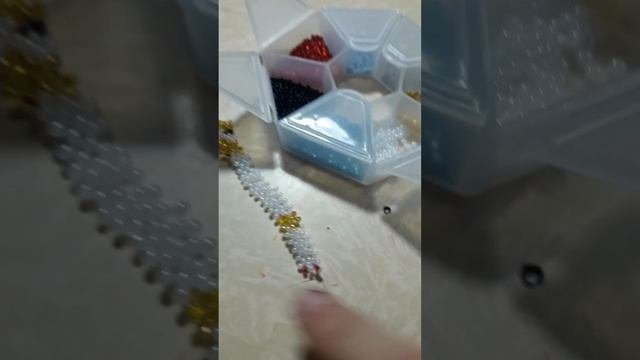 это мая первоя амигуруми!!!!!!!!(бисер)(амигуруми)