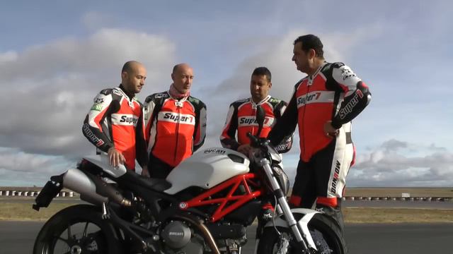 Ducati Monster 796 смотреть онлайн