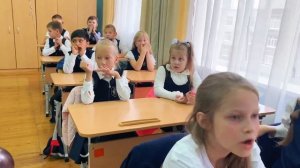 1 сентября в гимназии 177 Екатеринбург! 3й«В» класс снова в школу!