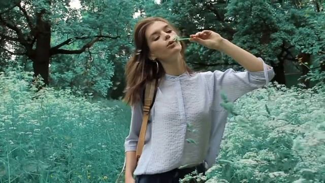 Образ от Sabellino: рубашка, брюки и рюкзак из бумаги смотреть онлайн