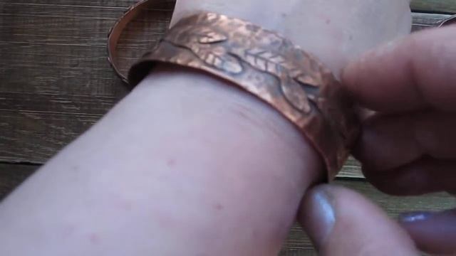 Медные браслеты каффы, браслеты манжеты. Как правильно надевать. Браслеты ручной работы. Польза мед смотреть онлайн