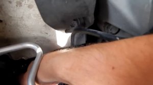 Замена габаритной лампочки передней фары Лада Ларгус