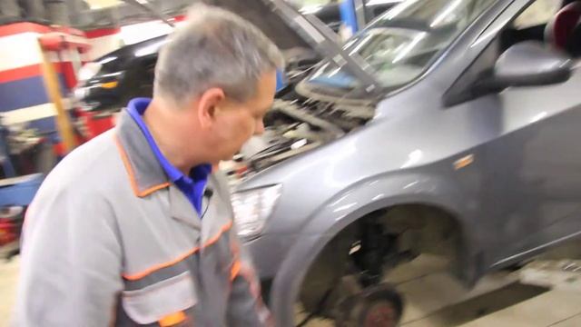 CHEVROLET AVEO 2013г бензин 1,6 литра АКПП пробег 60 тыс. Ремонт ходовой части