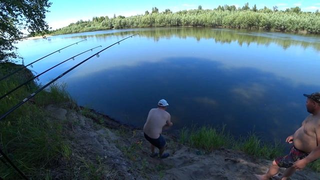 РЫБАЛКА НА ДОННУЮ СНАТЬ! Рыбалка с ночёвкой на АХТУБЕ! Сазан, язь, карась, амур, судак, щука смотреть онлайн
