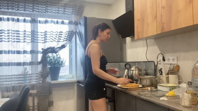 Жить здесь и сейчас. Готовлю холодец. смотреть онлайн