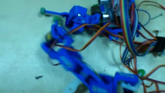 Разобранный робот смотреть онлайн