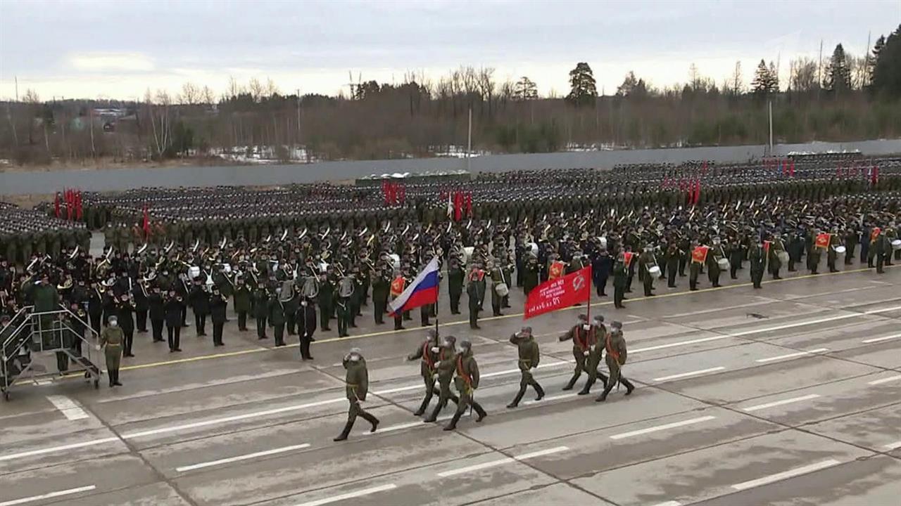 На полигоне в подмосковном Алабине состоялась первая репетиция Парада в честь Дня Победы