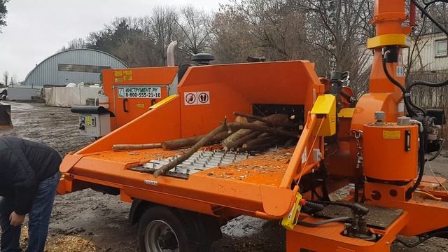 Дробилка веток Скорпион 500 ручная загрузка Лучший измельчитель веток для дорожных служб и ЖКХ смотреть онлайн