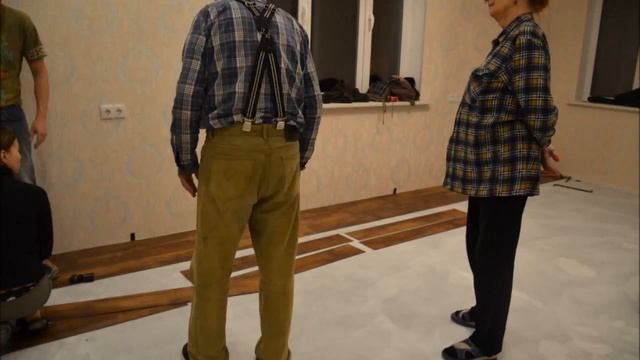 укладка кварцвиниловой плитки, первый опыт смотреть онлайн