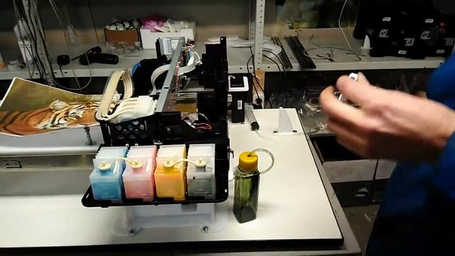 Замочек от капельницы смотреть онлайн