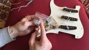 экранируем Stratocaster