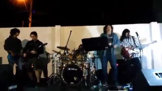 Dinilysia - Can't Handle It смотреть онлайн