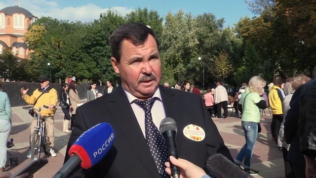 В Ростове прошёл областной праздник для пожилых людей 1.10.2016 смотреть онлайн