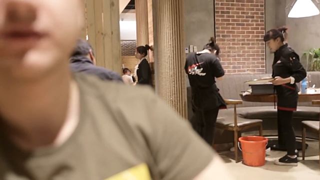 ВЛОГ: Китай, Пекин / Пробуем ресторанную еду смотреть онлайн