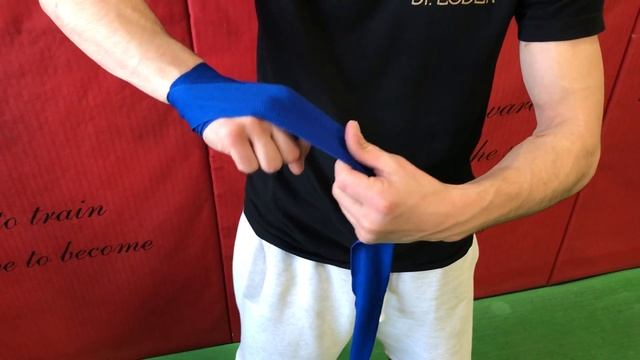 Как правильно мотать боксерские бинты смотреть онлайн