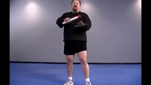 Ножевой бой от Cold Steel. Ведёт Lynn C. Thompson. (На английском языке.) смотреть онлайн