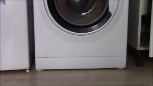 Сравниваю работу стиральной машины без резиновых подставок антивибрационных и с ними
