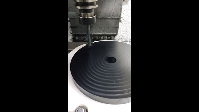 Фрезеровка дисков из полиацетали смотреть онлайн