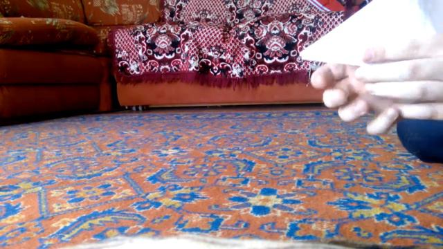 Как зделать хлапушку из бумаги ?
