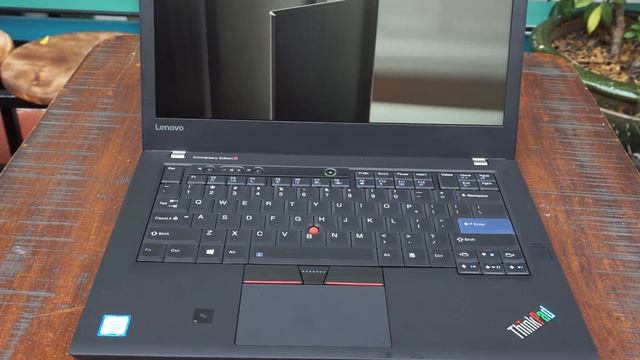 Trên tay laptop ThinkPad Anniversary Edition 25 – Đậm nét hoài cổ смотреть онлайн