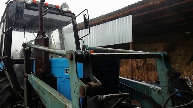 Течь масла в МТЗ 82, гидравлика. Распределитель не при чем, И такое может быть.