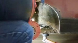 Занижение ваз 2108 своими руками в гараже. Пилим задние пружины не снимая с авто.5 из 11.