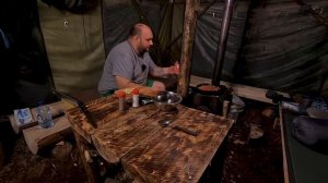 Строим избу. Царство комаров | ЛЕСНОЙ ДОМ | ИЗБА | FOREST HOUSE | DUGOUT | HUT