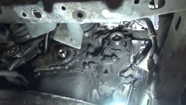 Hilux Surf-185 , Prado-95 . Замена лобового сальника  3RZ-FE  1ч