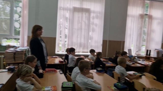 100-летие пионерии. Праздник для учителей-бывших пионеров смотреть онлайн