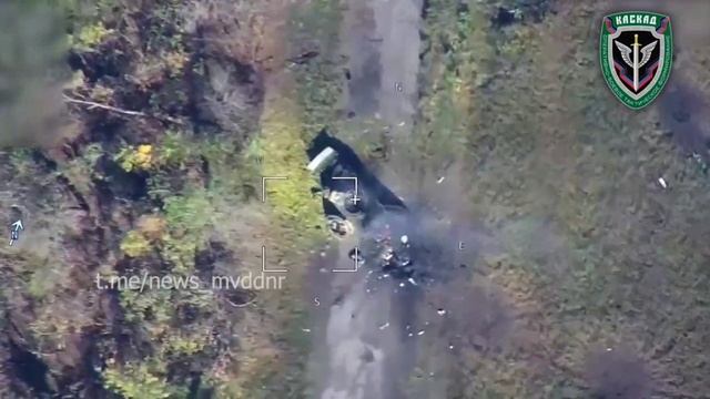 Ювелирная работа операторов ПТРК ДНР у бронетехники неонацистов просто башню сносит.mp4 смотреть онлайн