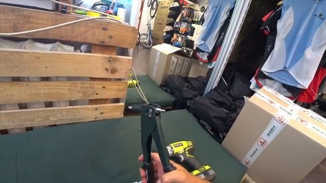 КАК УСТАНОВИТЬ ДОПОЛНИТЕЛЬНЫЕ КРЕПЛЕНИЯ НА СВОЁМ ВЕЛОСИПЕДЕ | УСТАНОВКА БОНОК СВОИМИ РУКАМИ смотреть онлайн