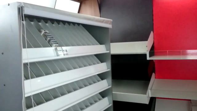 Шкаф для сигарет с гравитационными полками смотреть онлайн