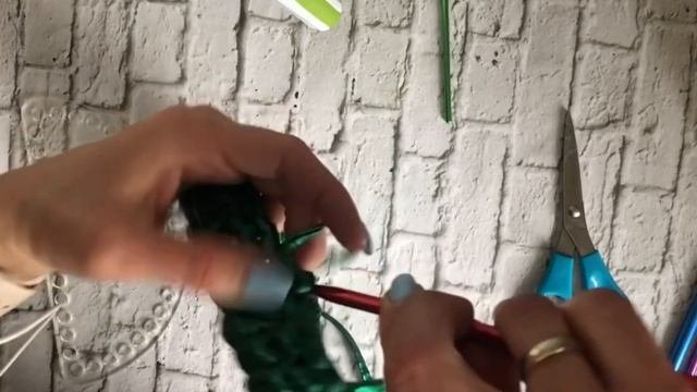 КОСМЕТИЧКА из трикотажной пряжи ТЯНУЧКА